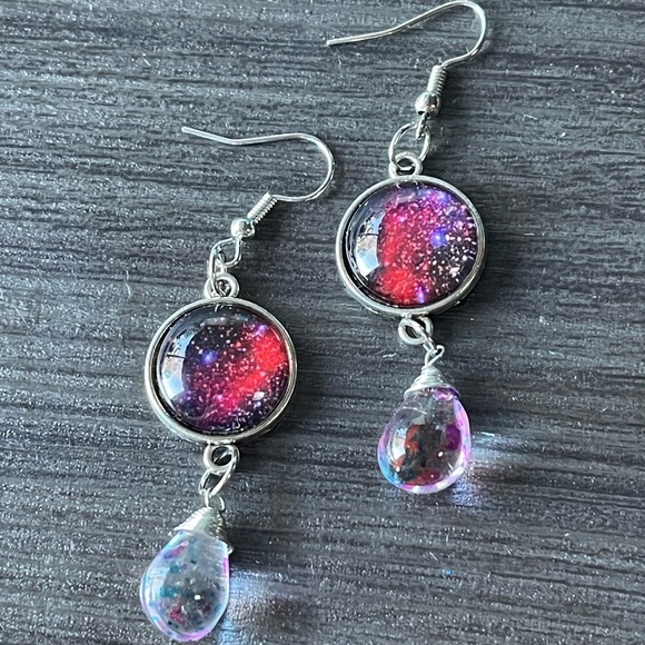 Pink and Purple Galaxy Glass earrings - Picture 1 of 2